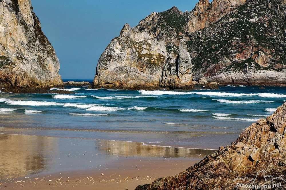 Apartamentos Turisticos El Balcon De Llavandes Colombres Dış mekan fotoğraf